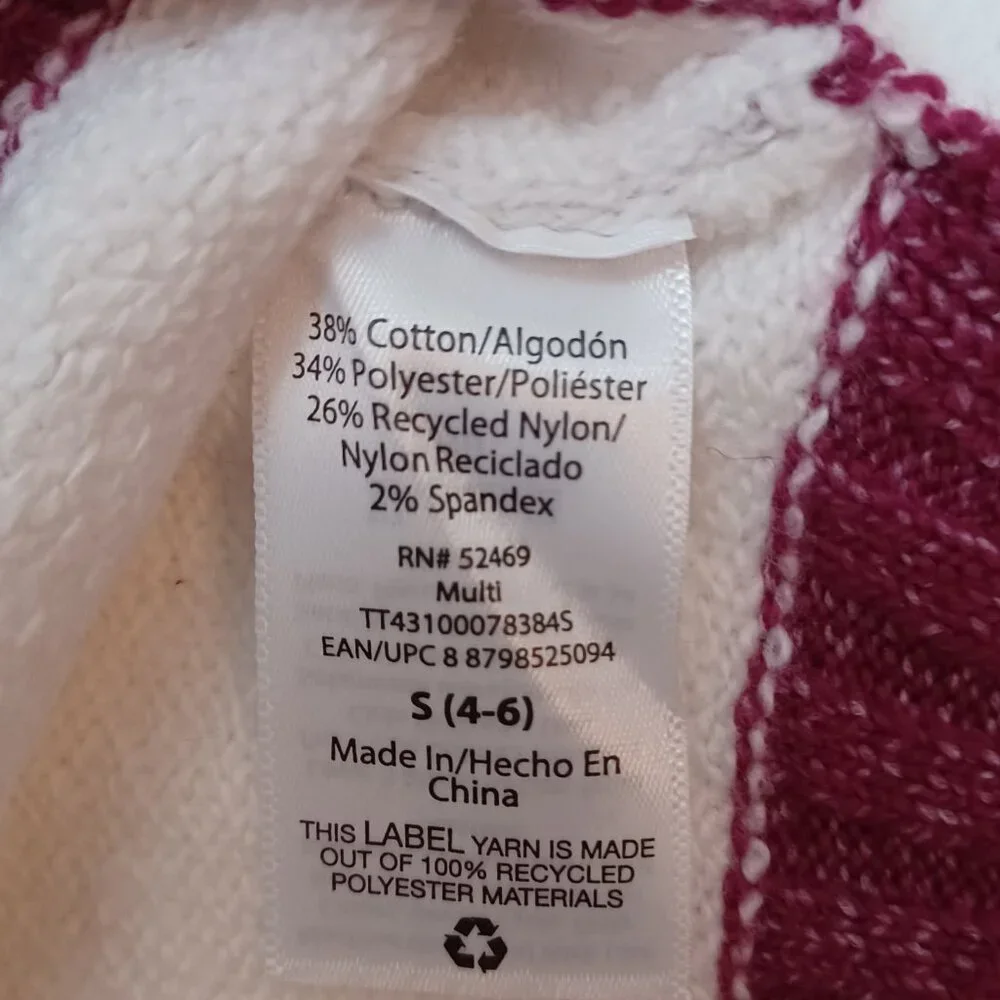 Women's Time & Tru Barbie Pink Striped Soft Sweater Size‎ Small